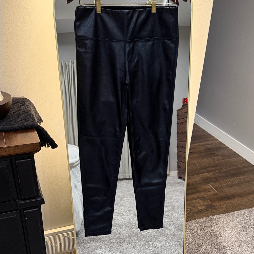 Mono B Shiny Black Leggings- Size Large